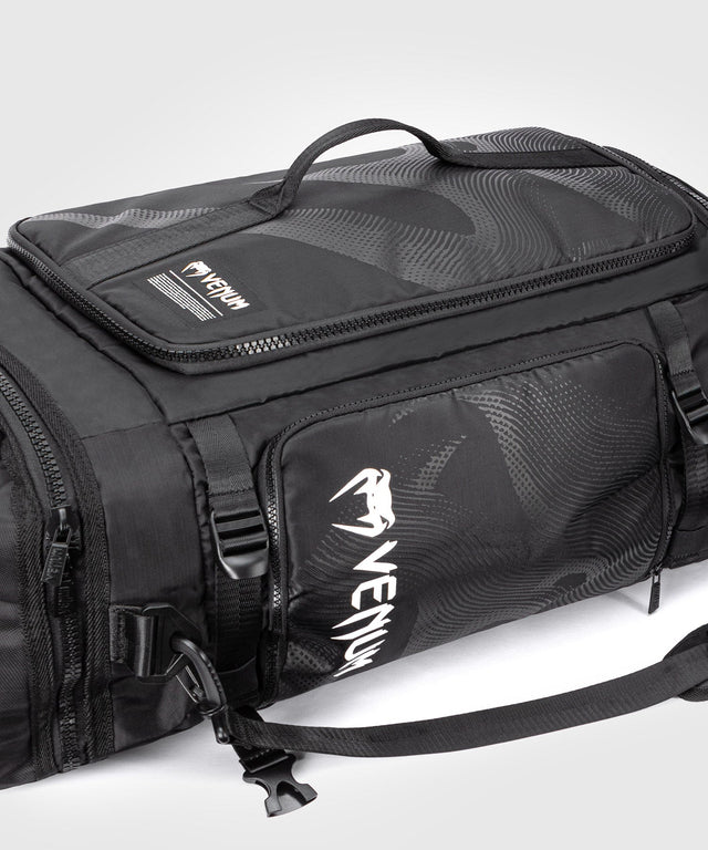 Geantă de sport Venum Shockwave 60L – Negru
