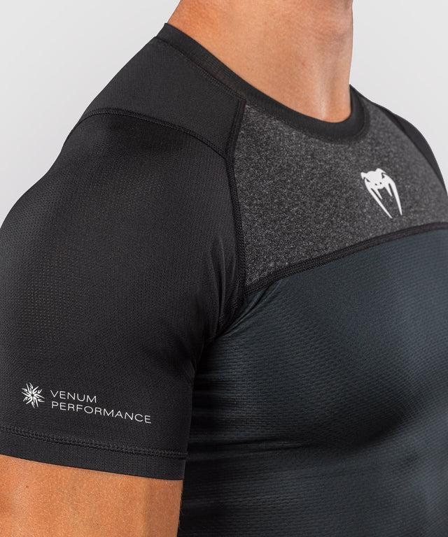 Venum Rashguard G-Fit Scale Korte Mouwen - Zwart