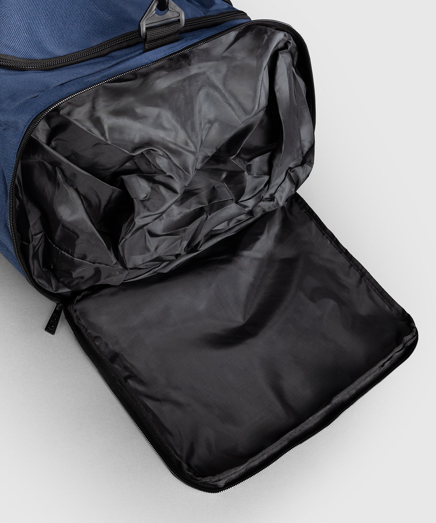 Venum Sporttas Essential L - Marineblauw