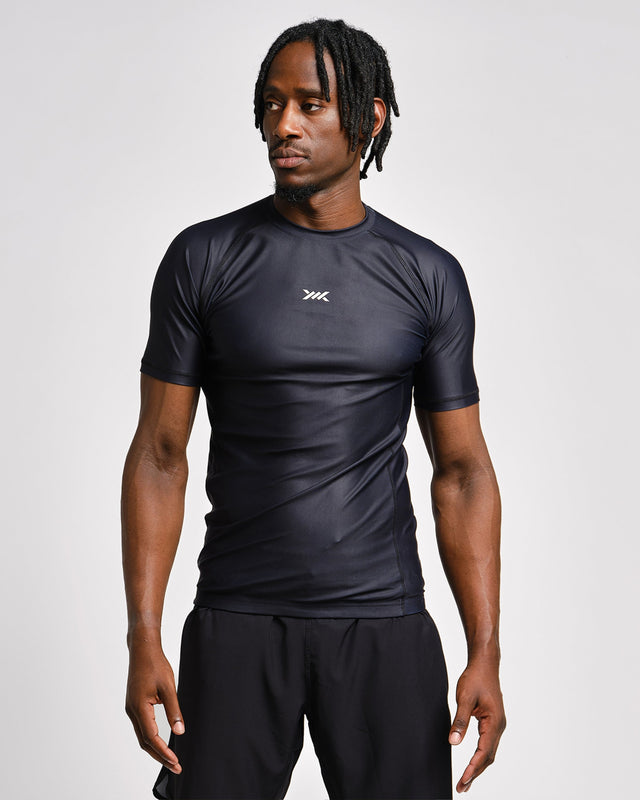 Rashguard Caged Tactical Mangas Cortas – Negro