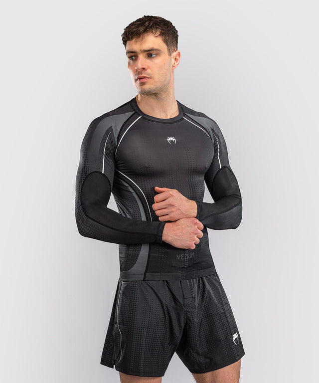 Venum Rashguard Stealth Lange Mouwen - Zwart/Wit