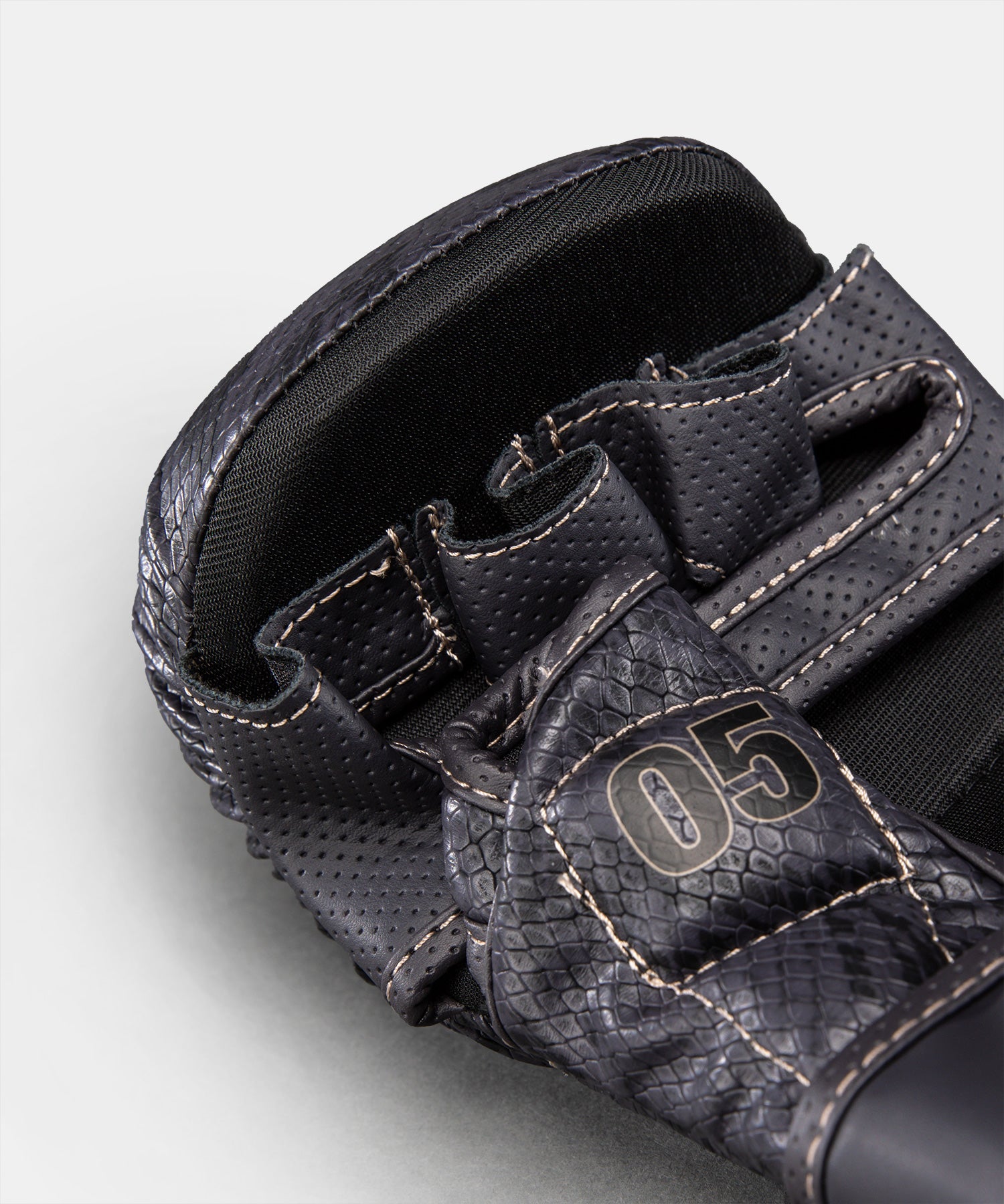 Gants de MMA Venum Impact Evo Scales – Violet foncé
