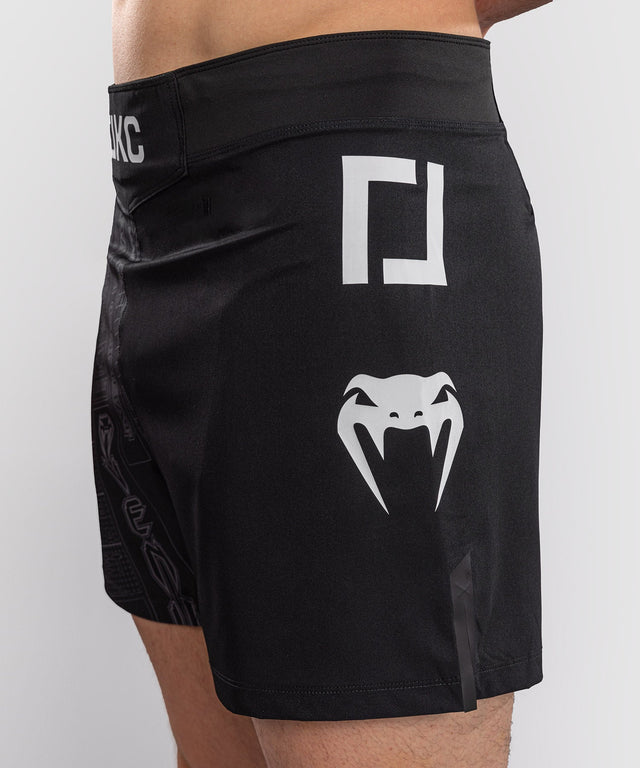 Shorts de MMA Venum Karate Combat – Noir/Gris