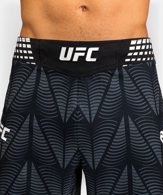 Pantaloni scurți MMA Venum UFC Zenith by Authentic Fight – Negru