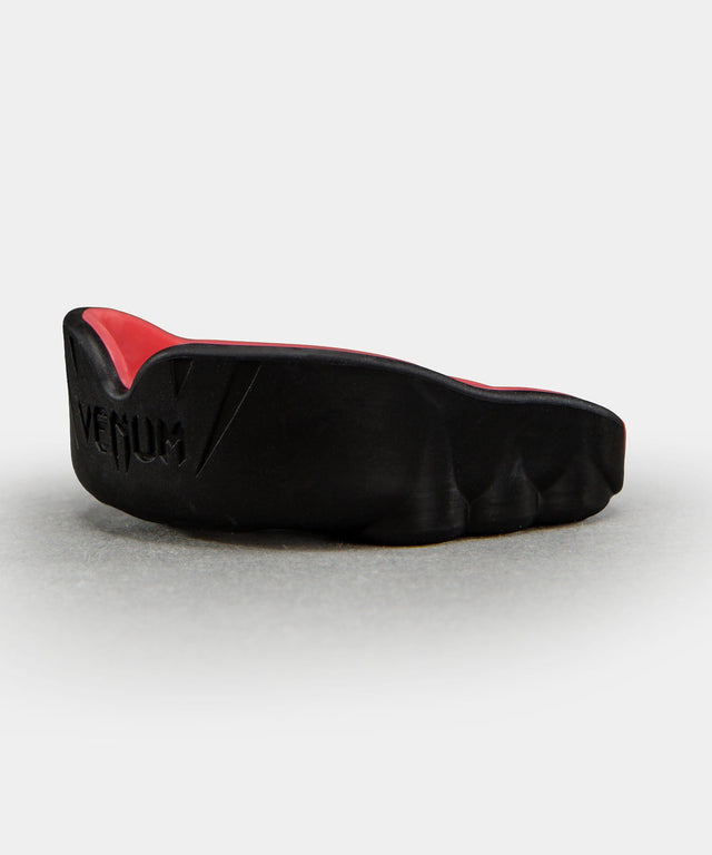 Protector bucal Venum Challenger – Negro/Coral