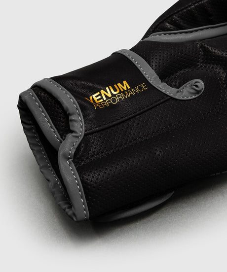 Guantoni da boxe Venum Matupa – Nero/Grigio/Oro - vista posteriore