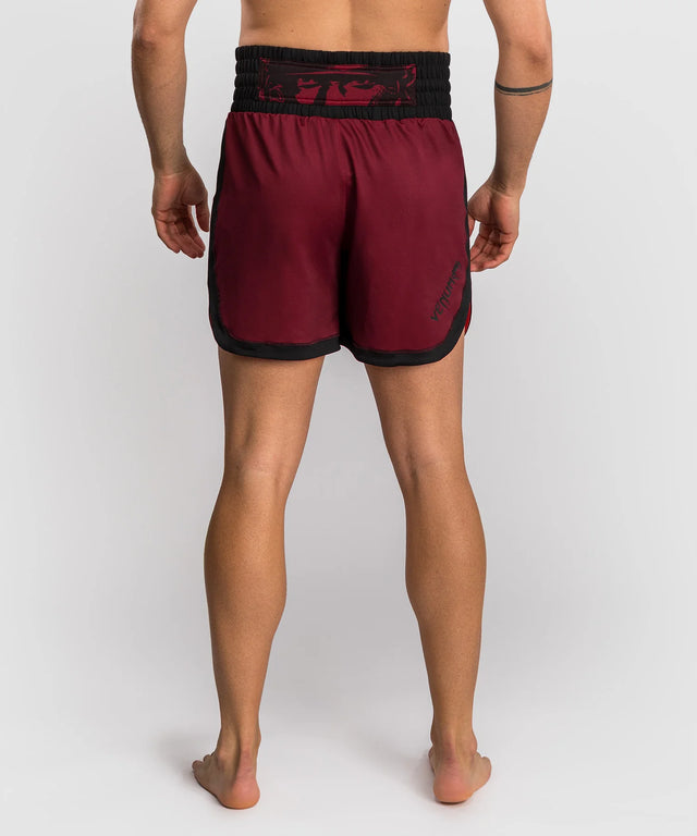 Shorts de boxe Venum x Assassin's Creed Shadows – Bordeaux/Noir