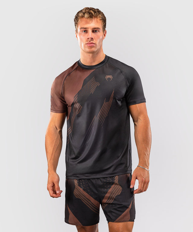 Camiseta Venum No-Gi 6.0 – Negro/Marrón