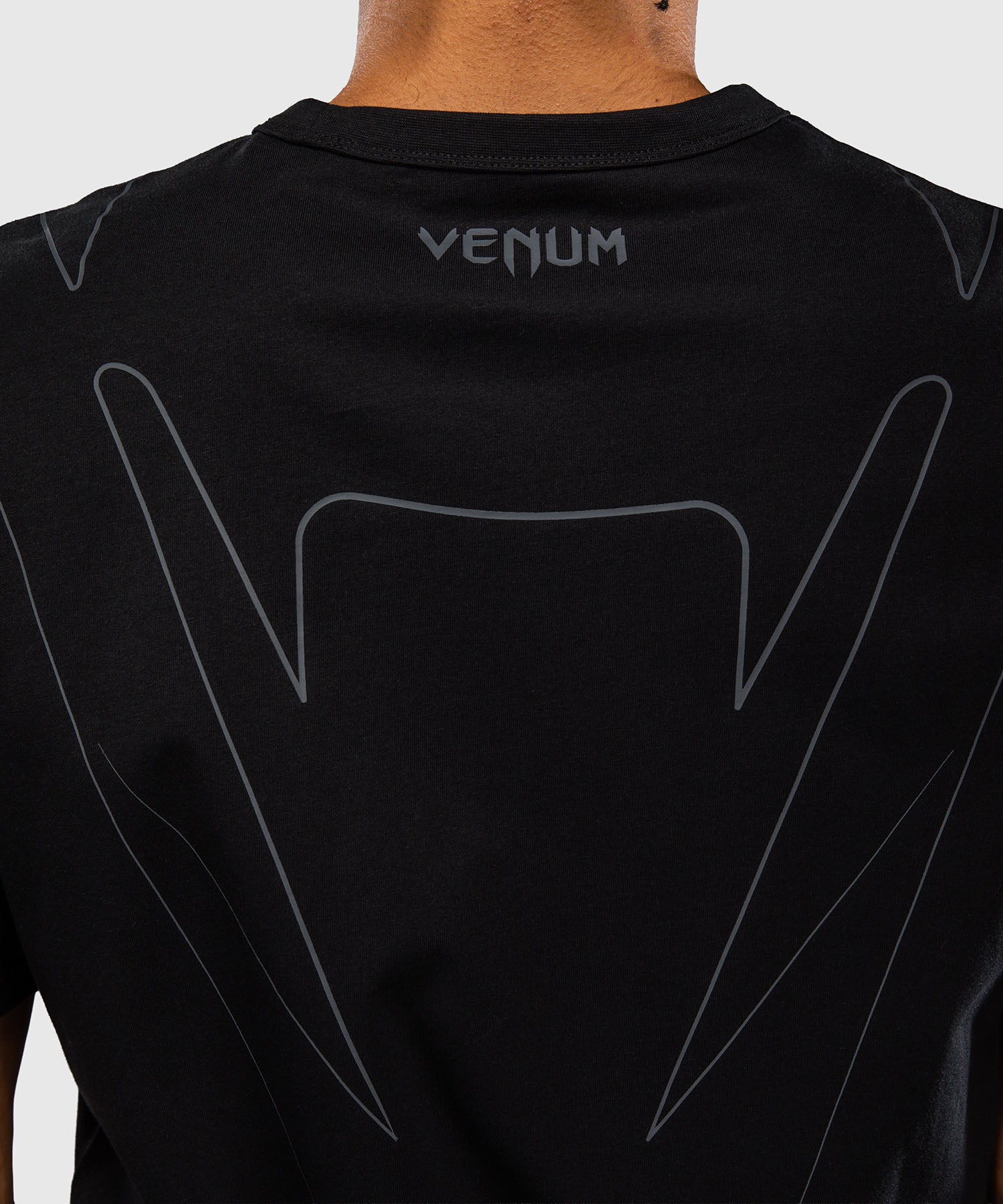 T-shirt Venum Amazonia Reborn – Nero/Grigio