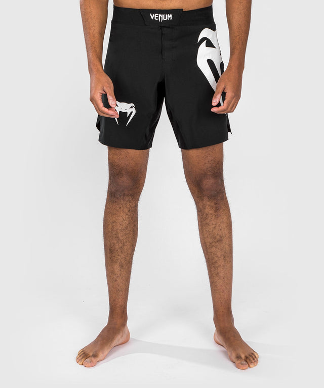 Venum MMA-Shorts Light 5.0 – Schwarz/Weiß