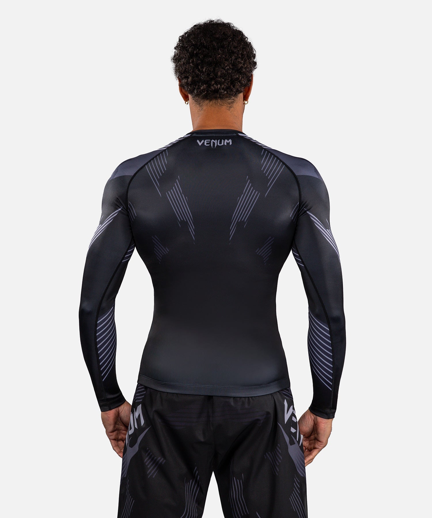 Venum Rashguard No-Gi 6.0 Long Sleeves – Black/Grey