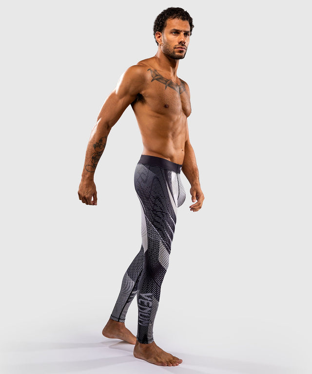Shorts de compression Venum Galactic 3.0 – Blanc cassé/Noir