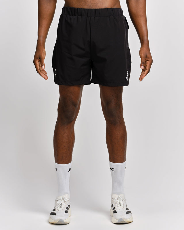 Caged 2-in-1 Lauf-Shorts Stride – Schwarz