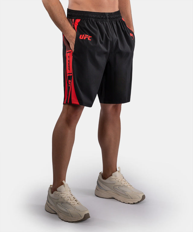Venum UFC Trainingsshorts Unity by Authentic Fight – Schwarz