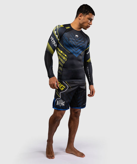 Venum Rashguard TEKKEN 8 King – Negro/Amarillo – foto 8