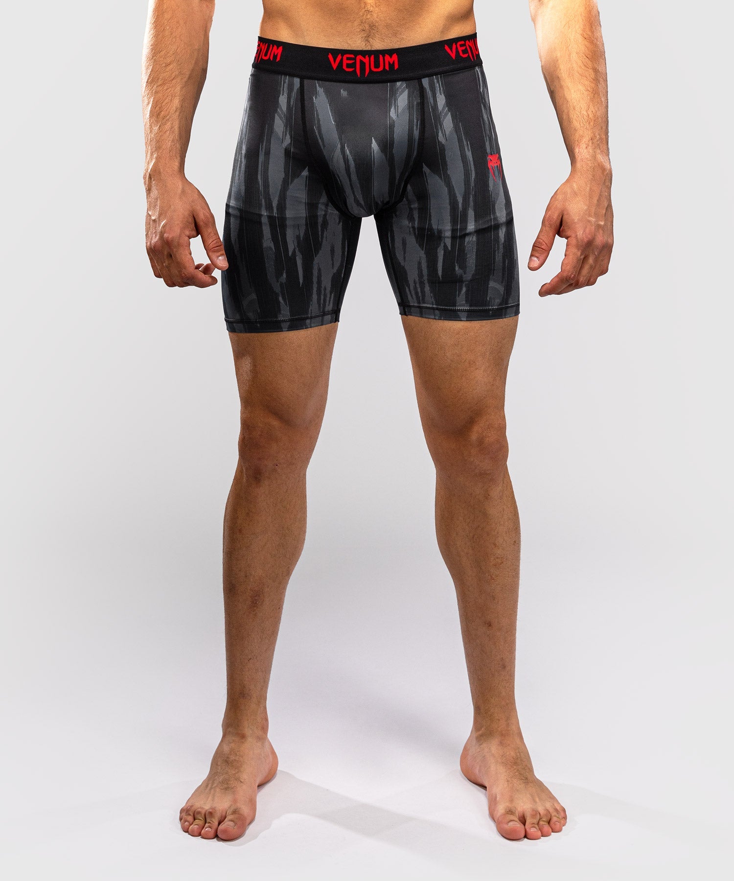 Shorts de compression Venum Demon – Noir/Gris (VENUM-06364-109)