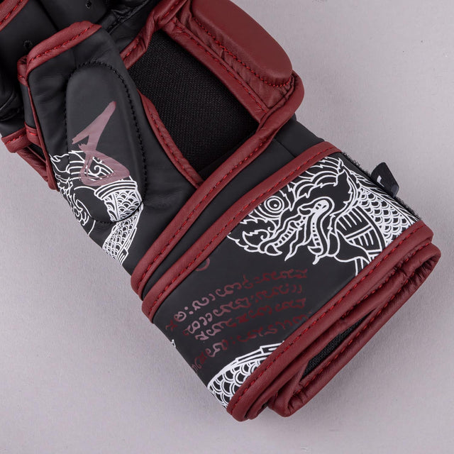 Gants de MMA 8 WEAPONS Sak Yant Naga – Noir/Rouge marron