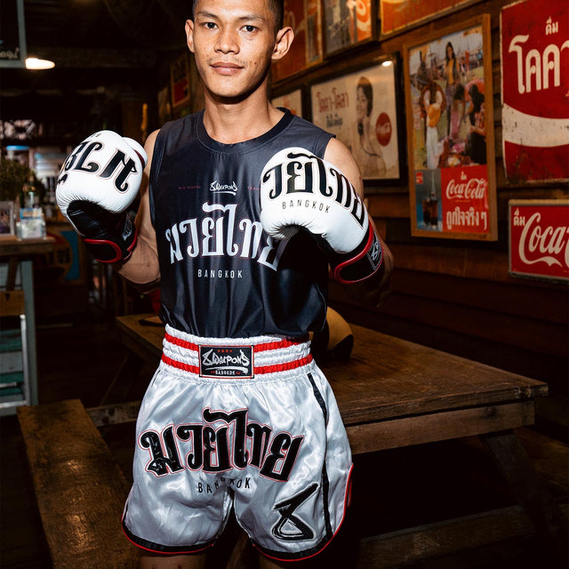Shorts de Muay Thai 8 WEAPONS Bangkok – Blanc/Noir