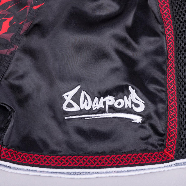 8 WEAPONS Muay Thai Shorts Beastial Wolf - Zwart/Rood