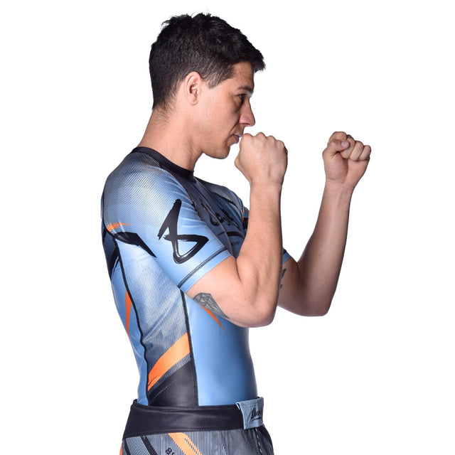 Rashguard 8 WEAPONS Shift – Gris hielo/Naranja