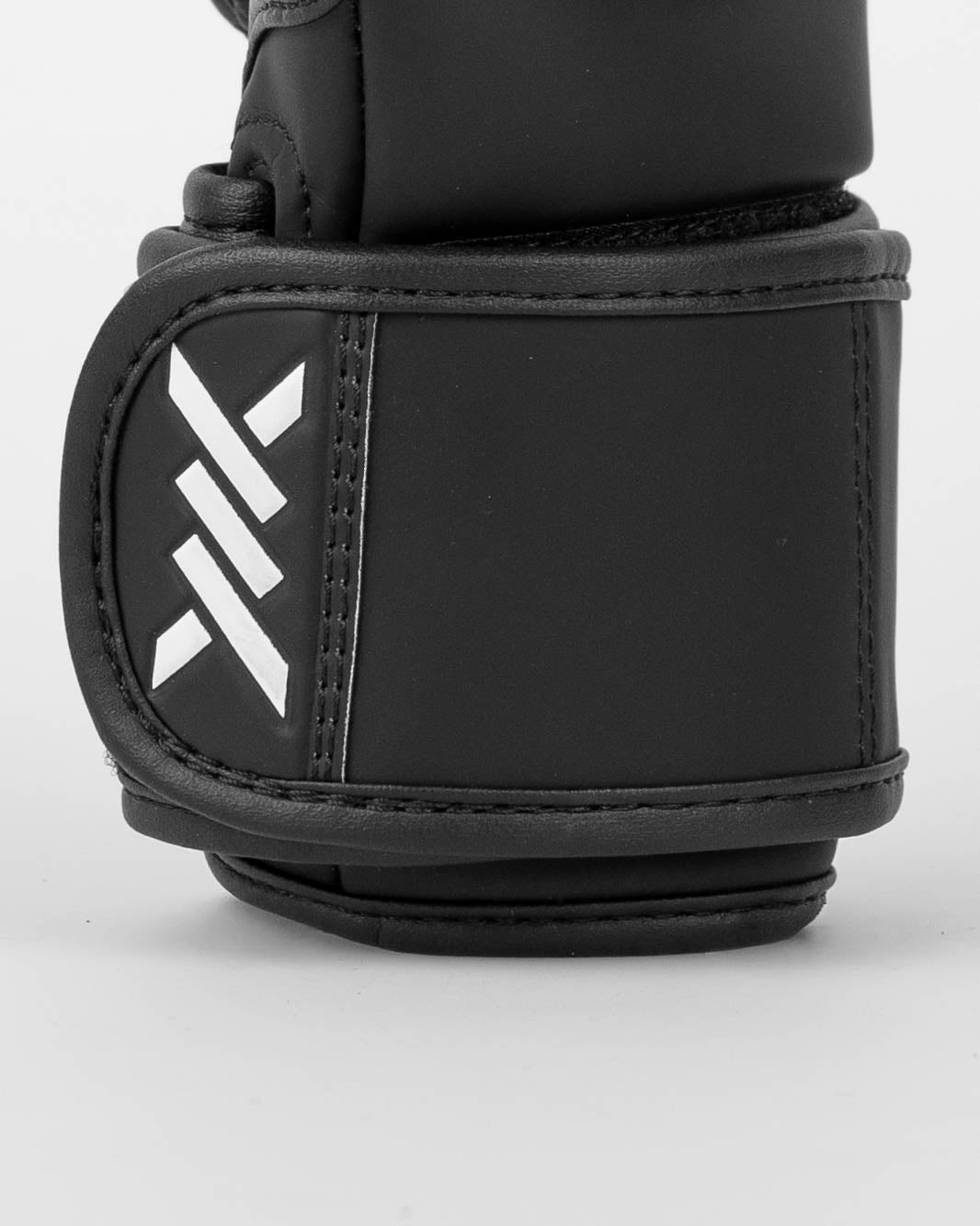 Guanti da sparring MMA Caged Shadow – Nero/Bianco opaco