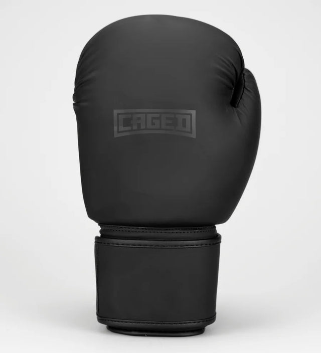 Caged Shadow Bundel Deal – Bokshandschoenen + Scheenbeschermers