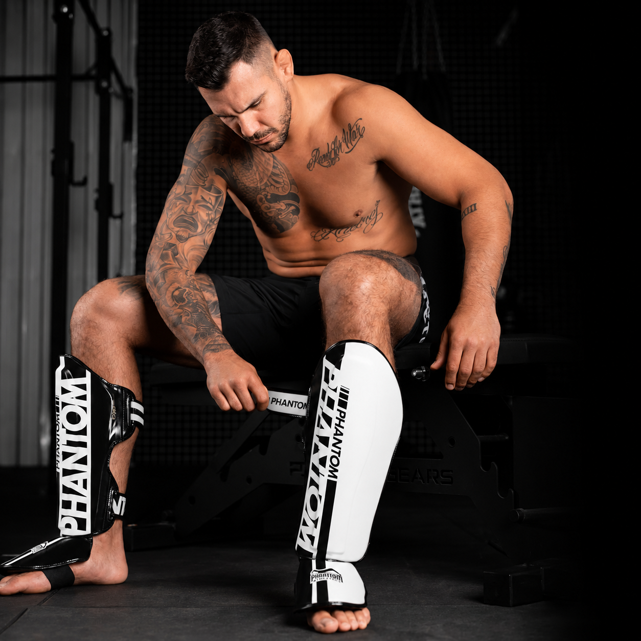 Paratibie Phantom Athletics APEX Striking – Bianco