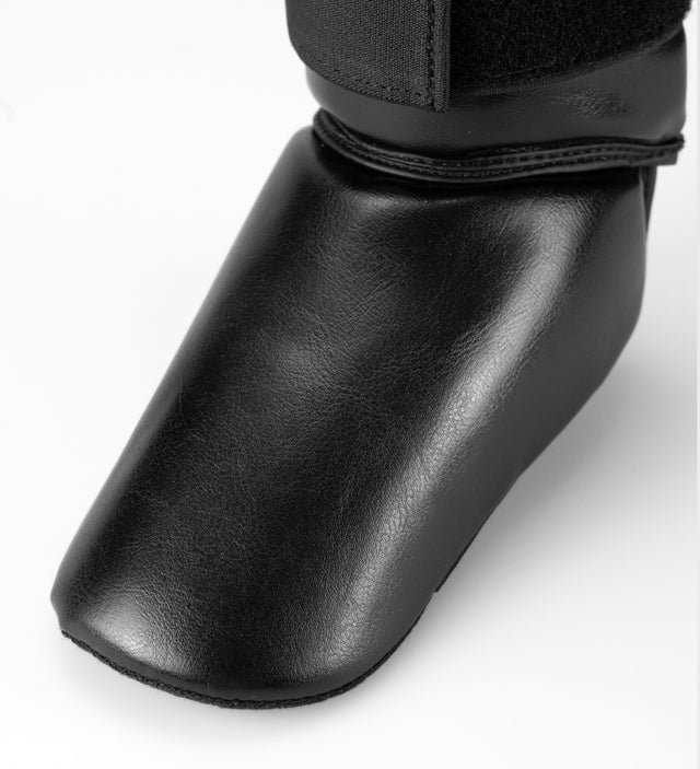 Elevate Schienbeinschoner Prime – Schwarz
