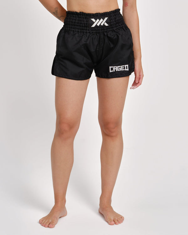 Spodenki Muay Thai Caged Classic – Czarne/Białe