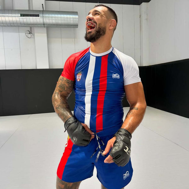Shorts de MMA Phantom Athletics Fusion-R Team Serbia – Rouge/Blanc/Bleu