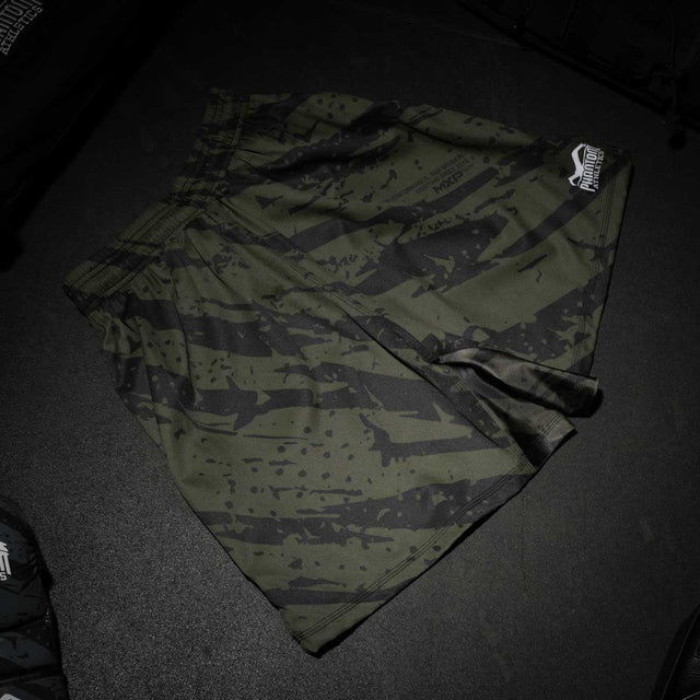 Phantom Athletics MMA Shorts EVO Tiger Camo – Black