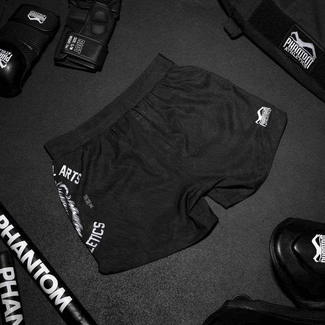 Phantom Athletics MMA-Shorts Fusion Lionheart – Schwarz