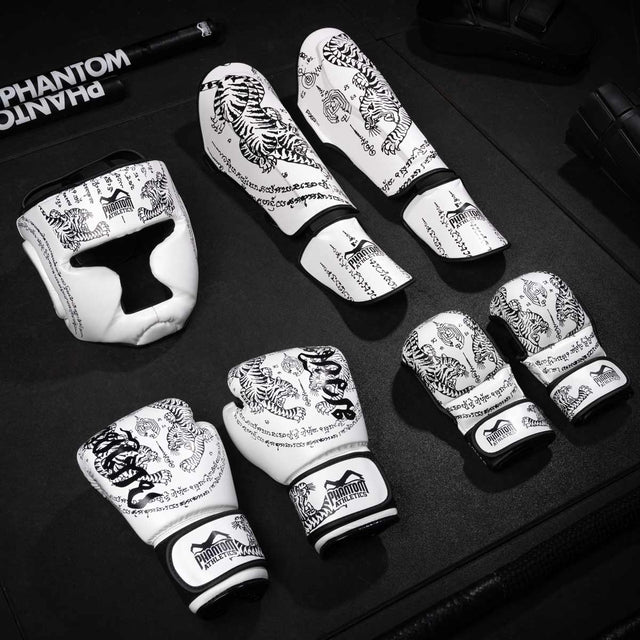 Phantom Athletics MMA-Sparringshandschuhe Muay Thai – Weiß