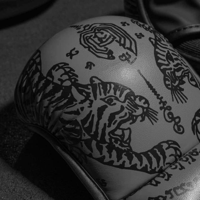 Gants de sparring MMA Phantom Athletics Muay Thai – Gris