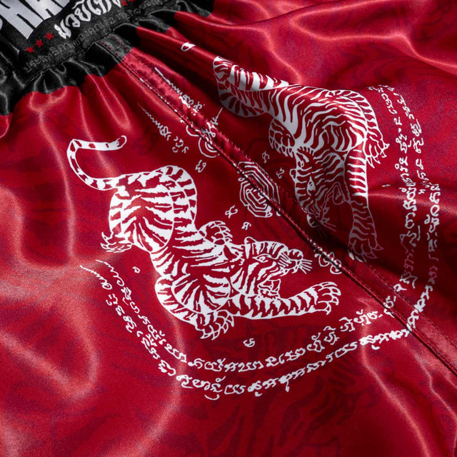 Phantom Athletics Muay Thai-shorts Sak Yant – Röd