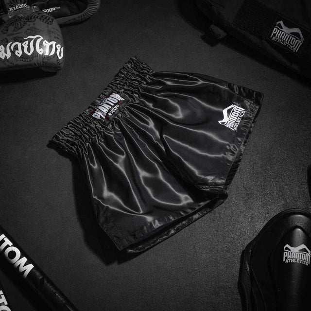 Phantom Athletics Muay-Thai-Shorts Team – Schwarz