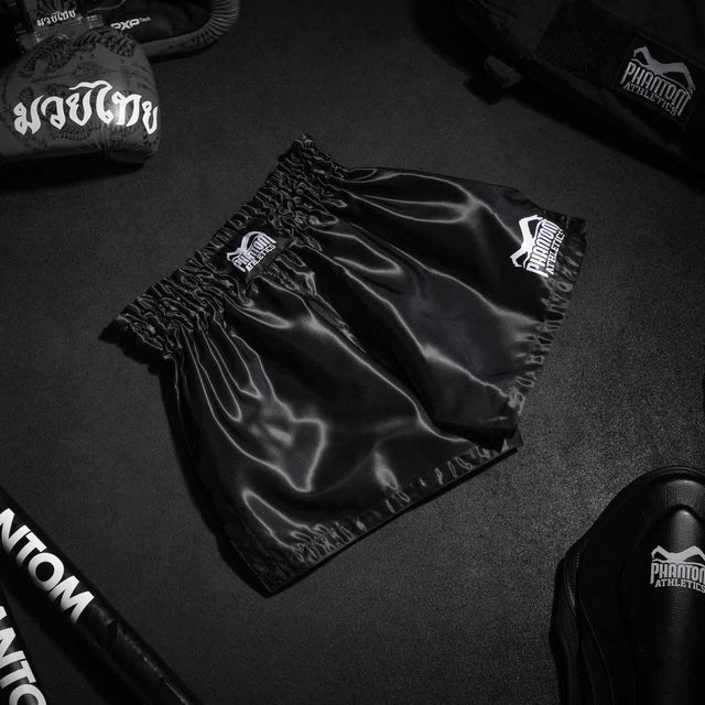 Phantom Athletics Muay-Thai-Shorts Team – Schwarz
