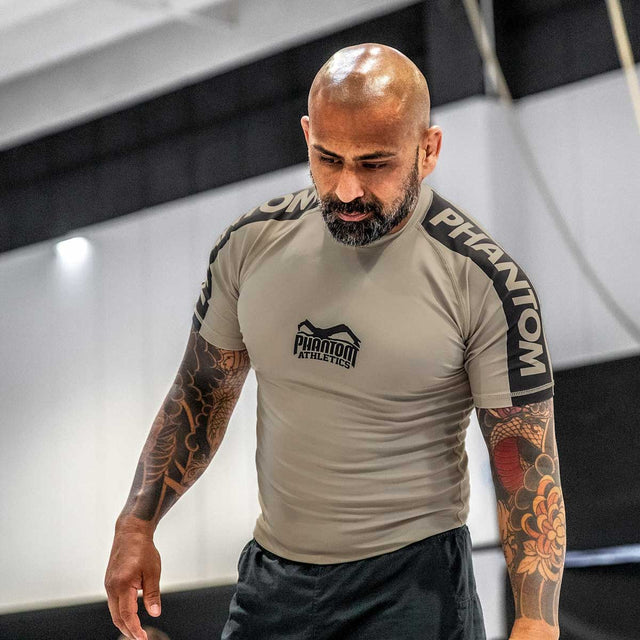 Rashguard Phantom Athletics EVO Apex Mangas Cortas - Arena