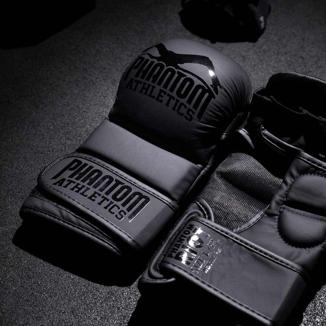Phantom Athletics MMA Handschoenen Riot - Zwart
