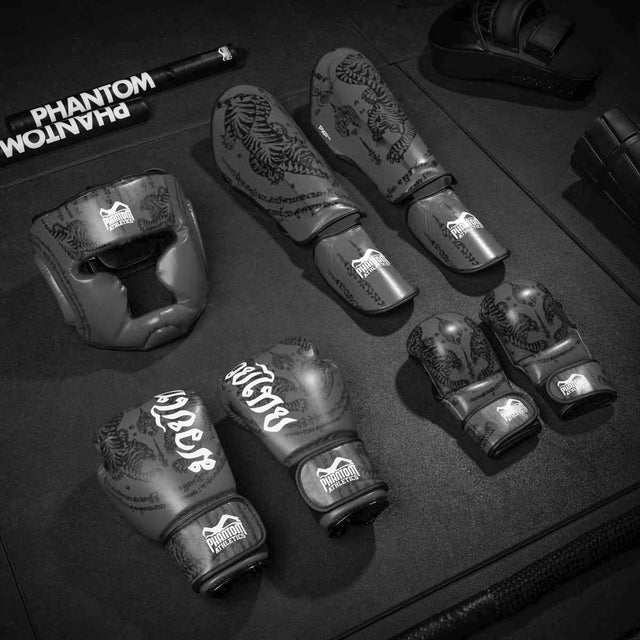 Casques de boxe Phantom Athletics Muay Thai – Gris