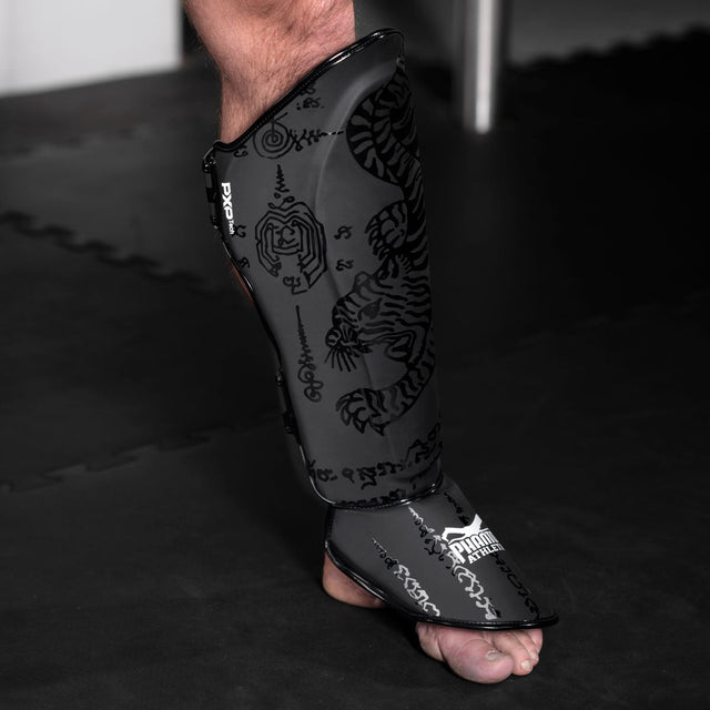 Protège-tibias Phantom Athletics Muay Thai – Noir/Or