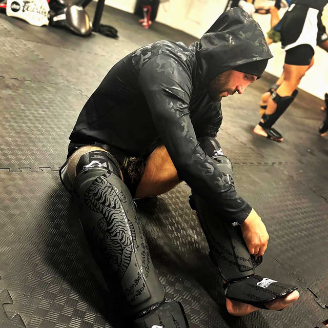 Phantom Athletics Shin guards Muay Thai – Black