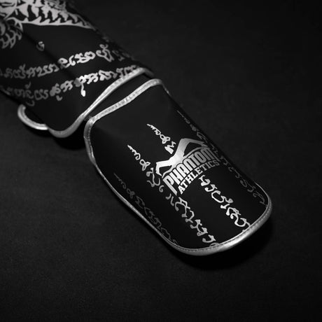 Phantom Athletics Schienbeinschoner Muay Thai – Schwarz/Silber