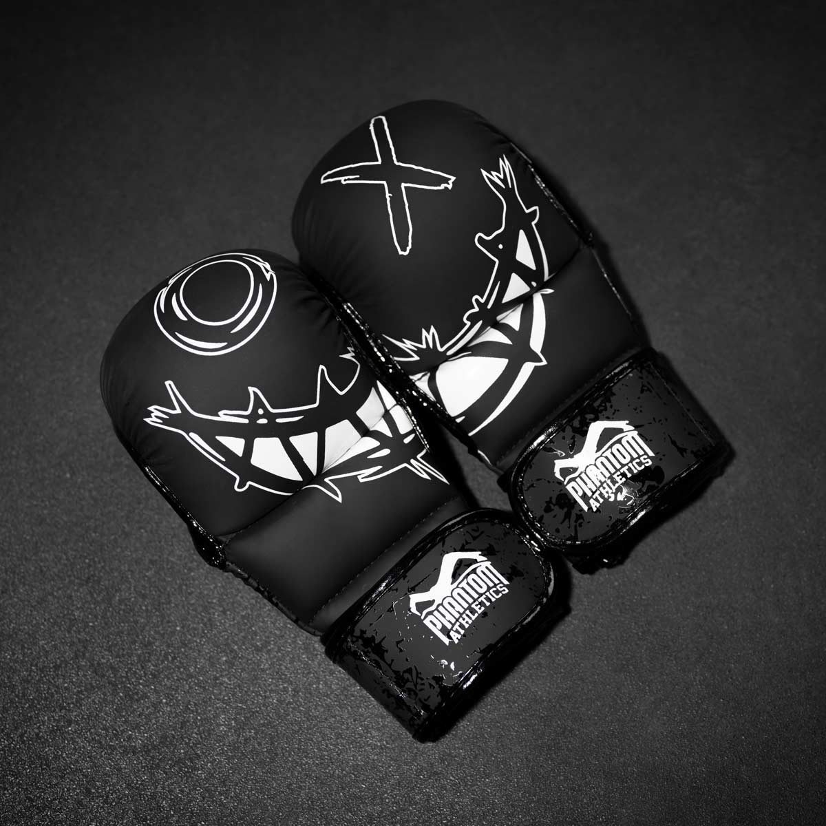 Guantes de MMA Phantom Athletics Serious – Negro