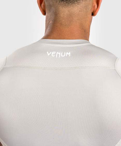 Rashguard à Manches courtes Venum Attack - Blanc/Gris