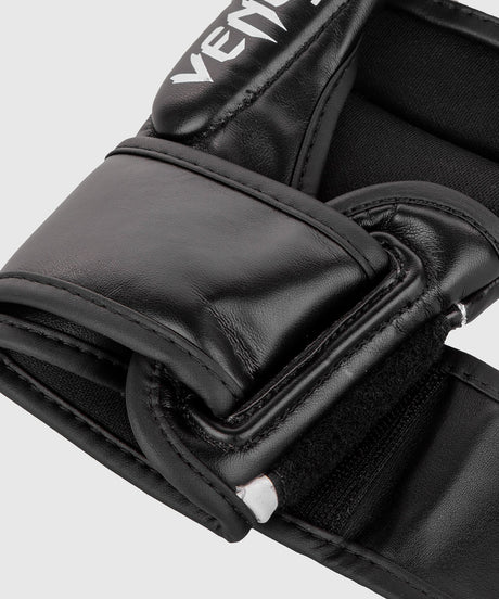 Guantes de MMA Venum Challenger Sparring 3.0 – Blanco/Negro