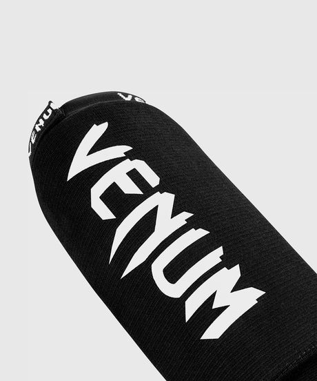 Venum Kickboxing Skinnebensbeskyttere Kontact uden fod – Sortsliver