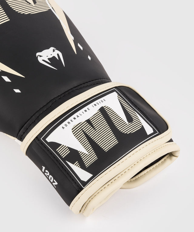 Venum Boxhandschuhe Adrenaline – Schwarz/Ivory