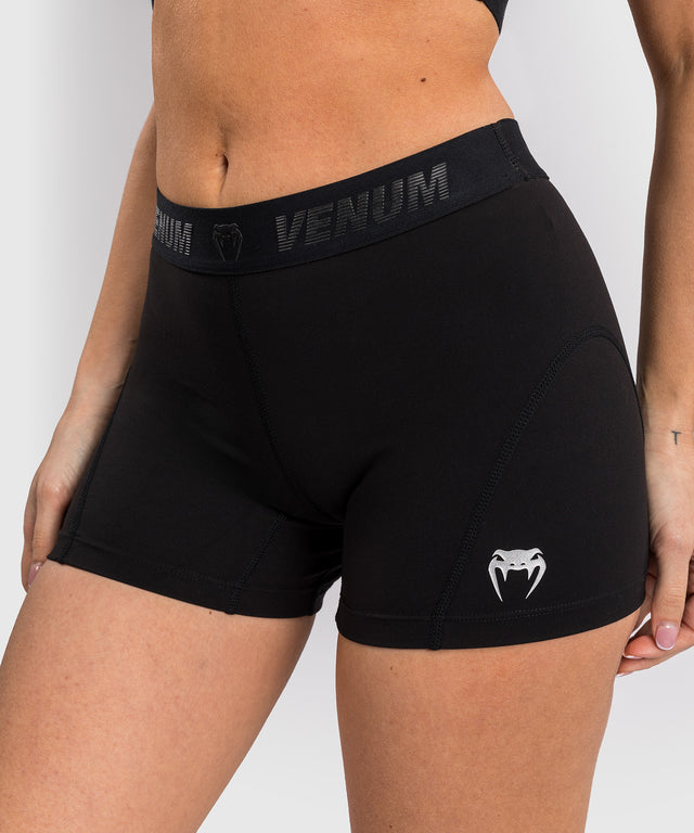 Venum Damen Shorts Elevate – Schwarz
