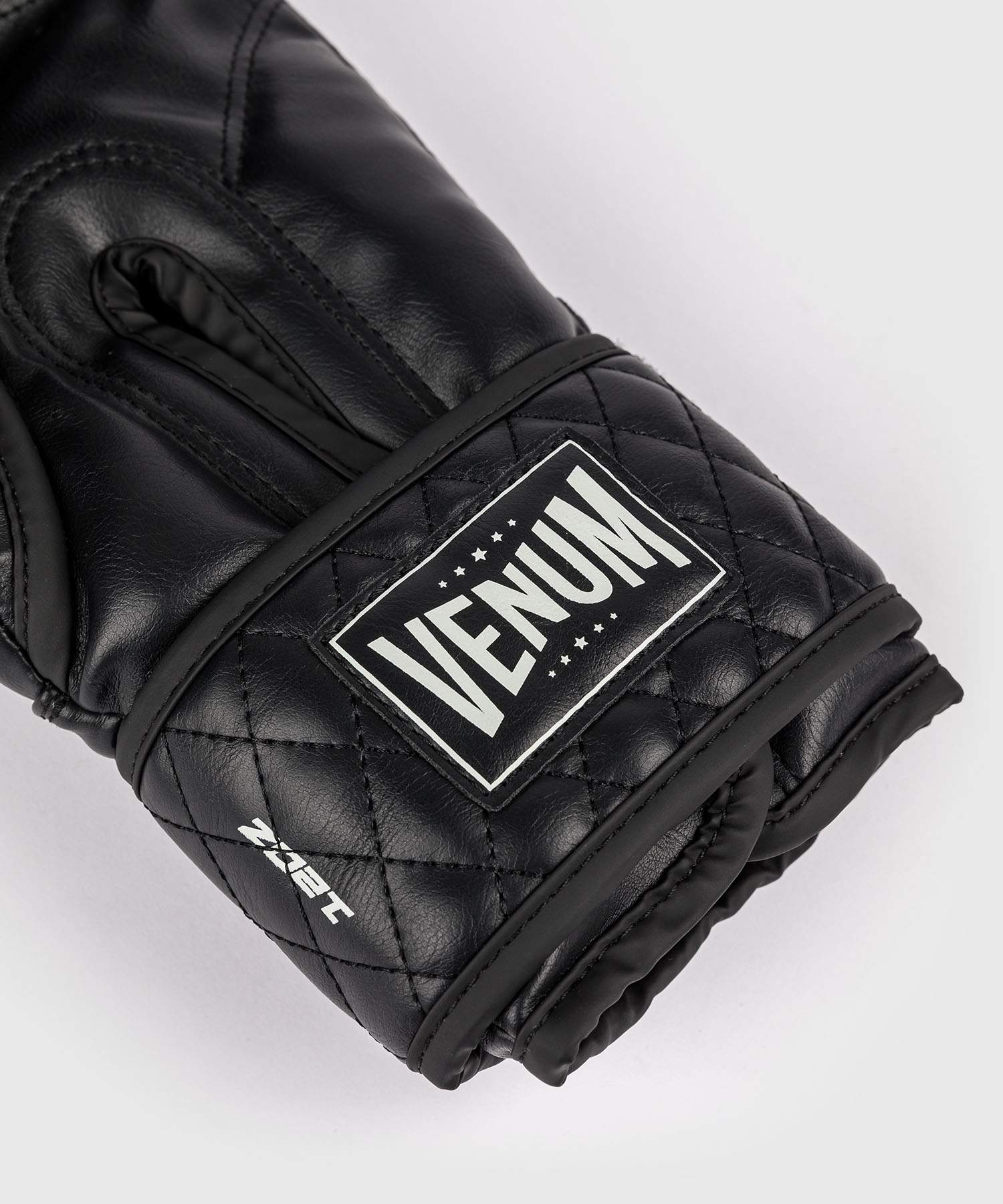 Venum Impact Classic Boxhandschuhe – Schwarz